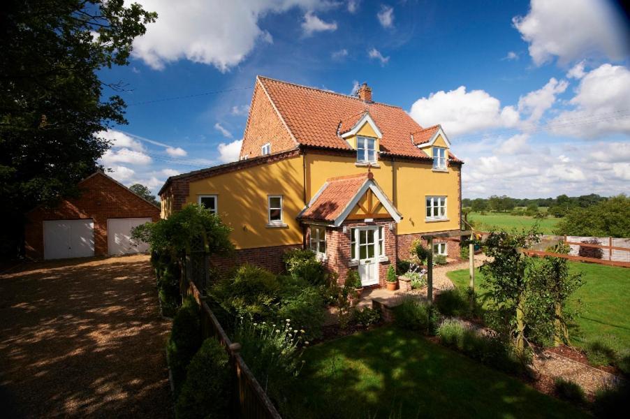 Sunset House Bed And Breakfast East Harling エクステリア 写真